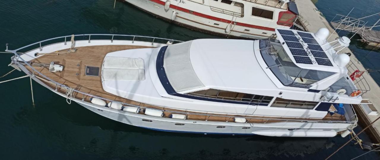 Riti Yacht Hotel Kalkara Exterior photo